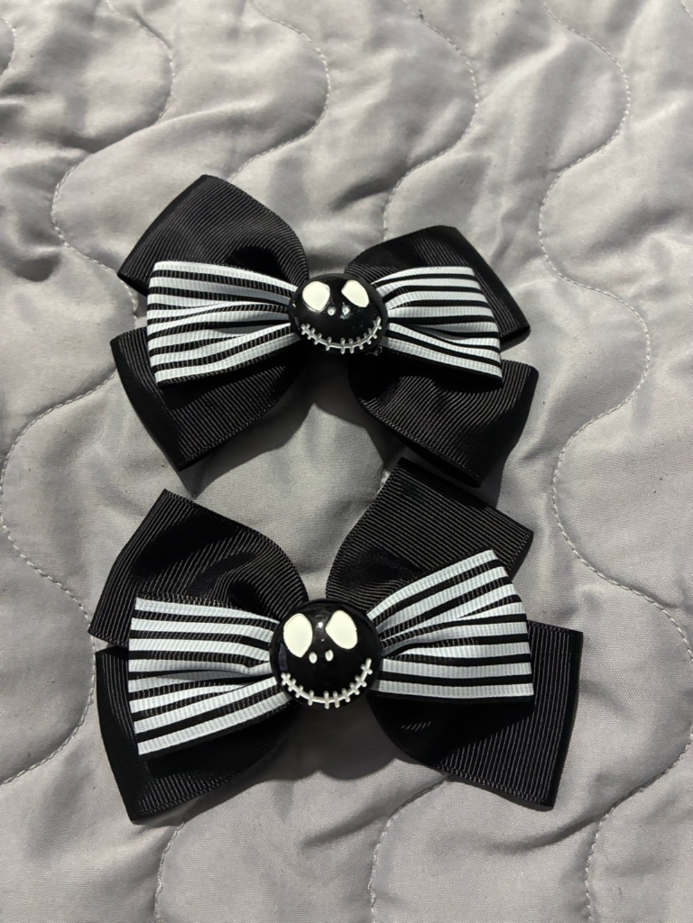 Black Striped Skull Bow Clips for Kids